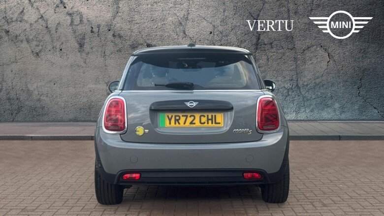 MINI Hatchback 135kW Cooper S Level 2 33kWh 3dr Auto Electric Hatchback